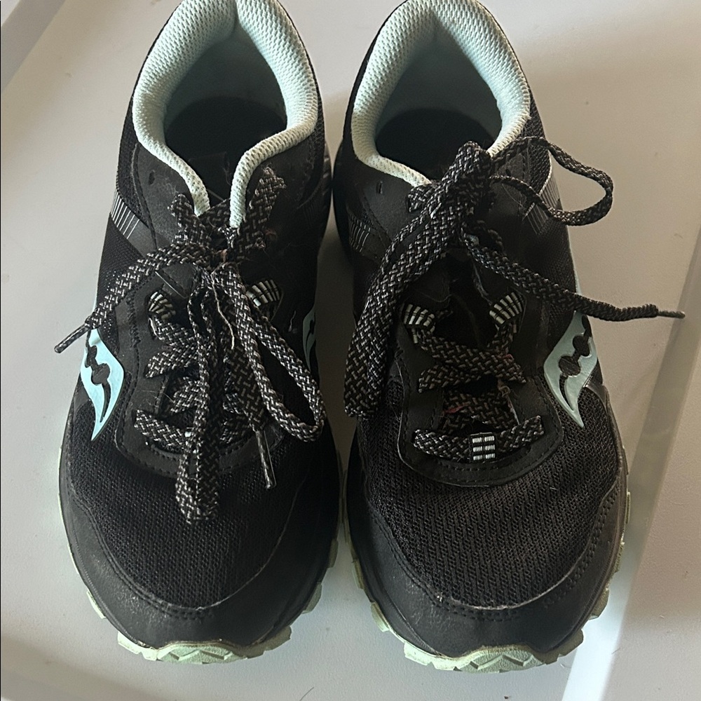 Black and Mint Saucany Sneakers